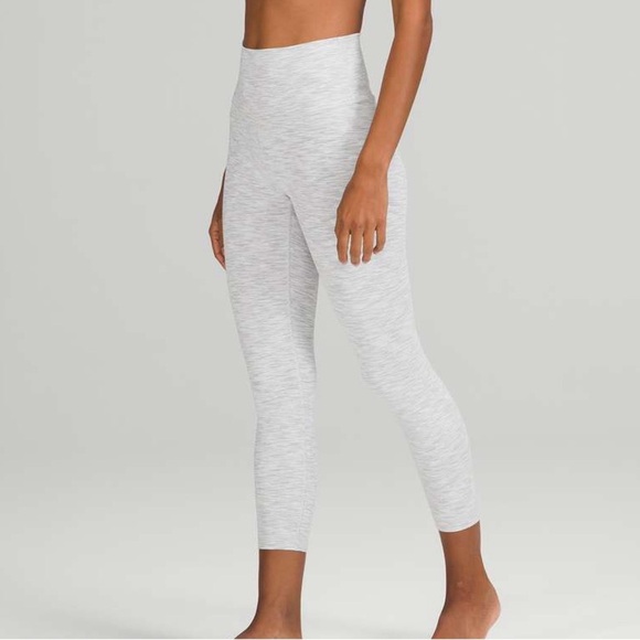 Lululemon Wunder Under High-Rise Crop 23" *Full-On Luxtreme Leggings - Picture 2 of 10